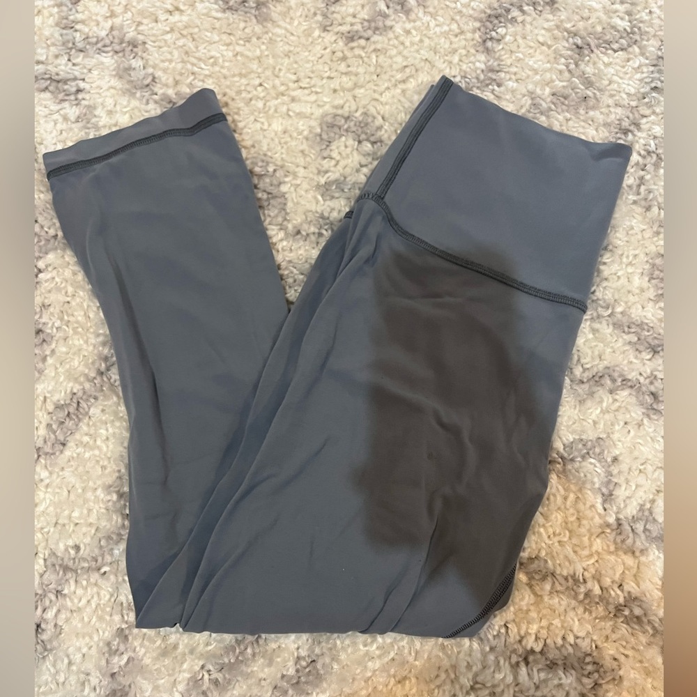 Lululemon leggings size 6